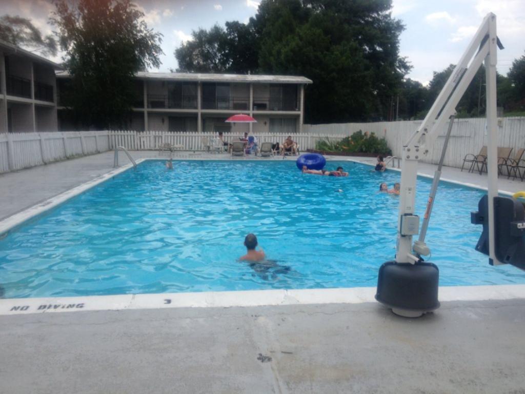 West Side Inn Kingsport Buitenkant foto