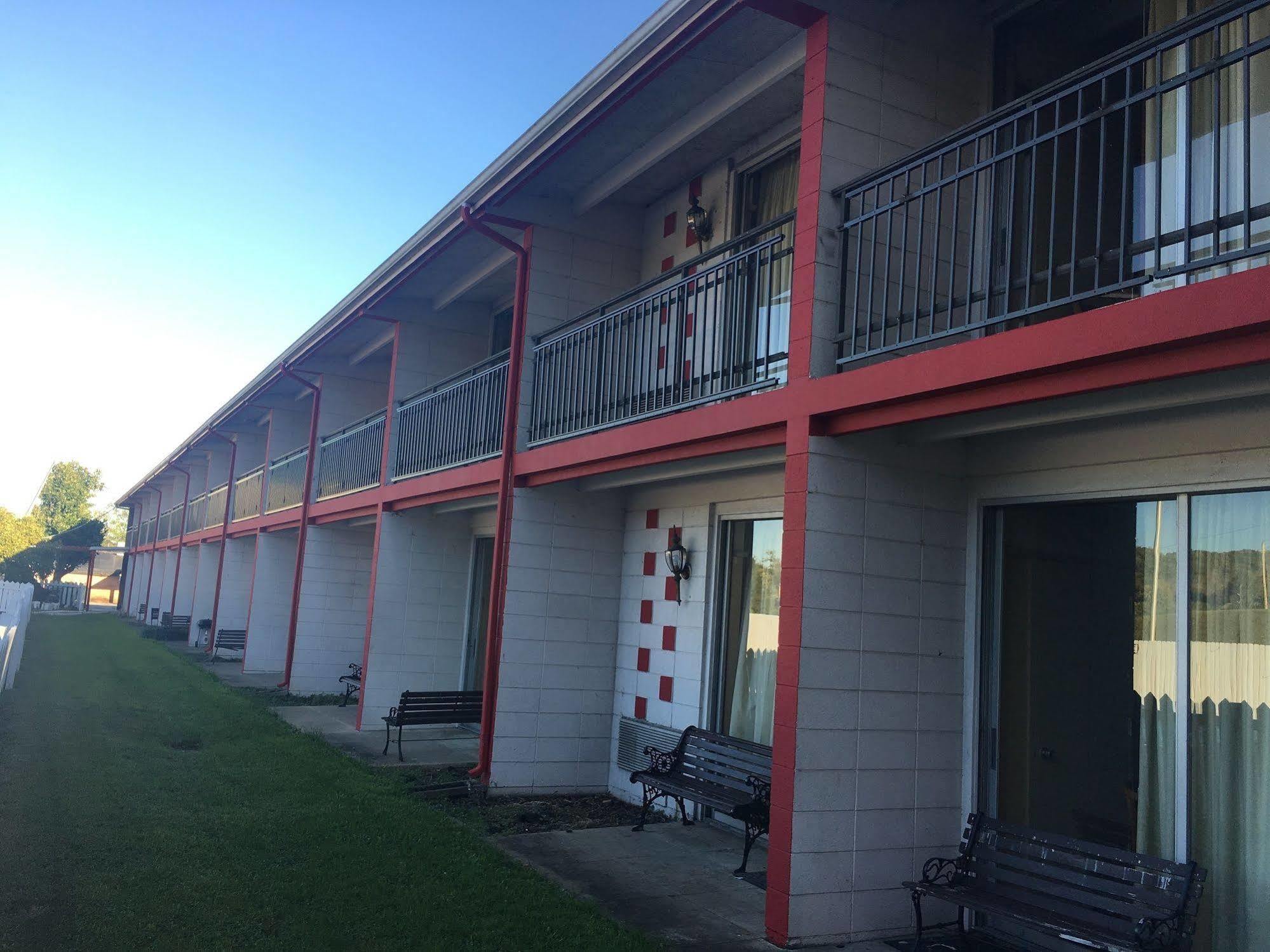 West Side Inn Kingsport Buitenkant foto