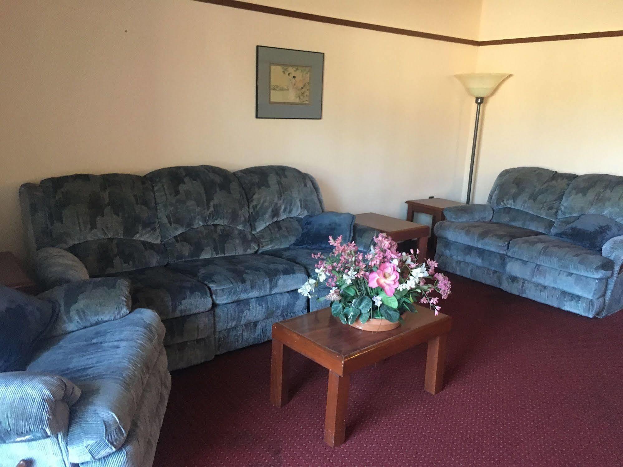 West Side Inn Kingsport Buitenkant foto